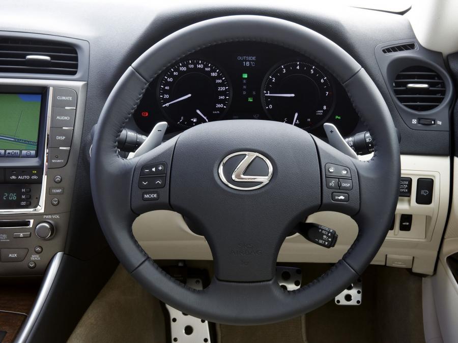  Lexus IS250C 2010 года  (AU) (фото 4 из 19)